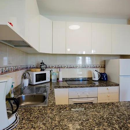 Cerca De La Playa Y Jardin Appartamento