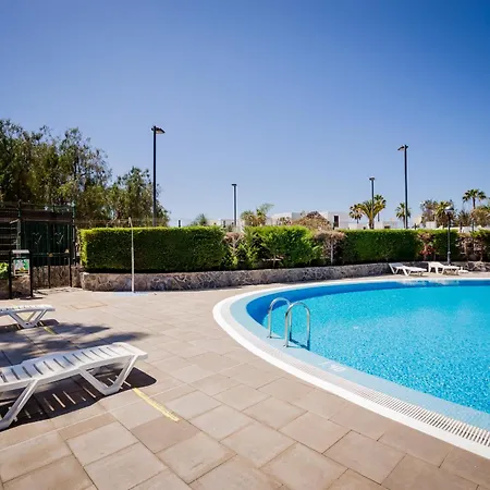 Cerca De La Playa Y Jardin 公寓 阿德耶