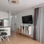 Cerca De La Playa Y Jardin דירה