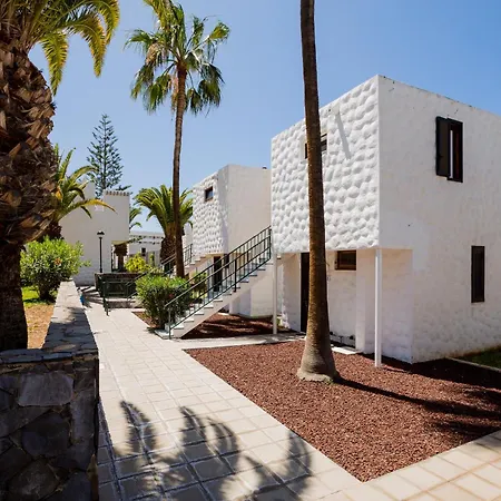 Cerca De La Playa Y Jardin Lägenhet