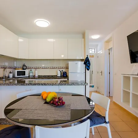 Cerca De La Playa Y Jardin * Costa Adeje (Tenerife)