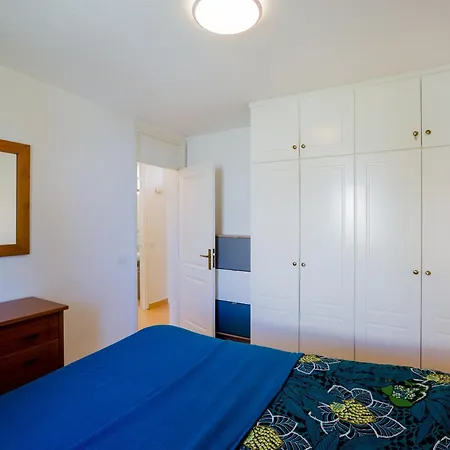 Cerca De La Playa Y Jardin Lägenhet *