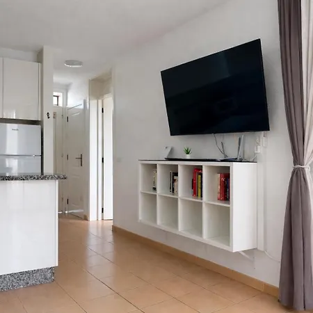 Cerca De La Playa Y Jardin Daire